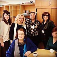 Гамазина Ирина Васильевна - тележурналист, продюсер, Заслуженный работник культуры РФ, член Союза журналистов России, Лауреат международных фестивалей программ для детей и юношества, Лауреат краевой премии им.Г.Лопатина - Пятигорск.